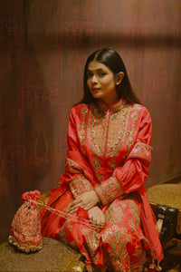 RED HEAVY SUIT WITH POTLI BAG